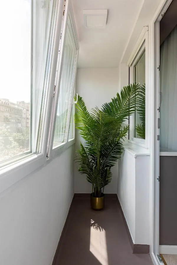 Holt - Welcome To The Jungle Bucarest Appartamento